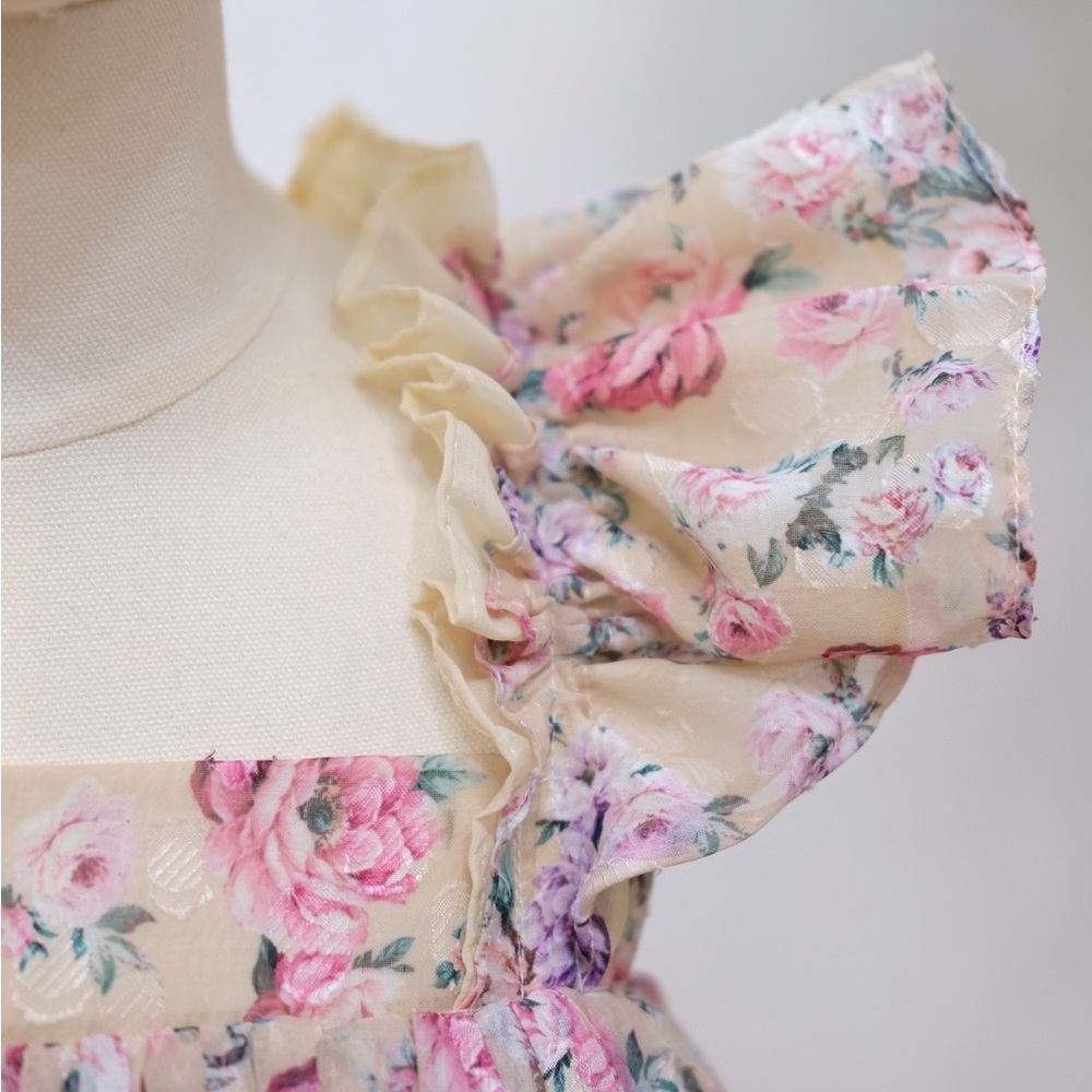 COPY - Floral Ruffle Dress - Picture 3 of 15
